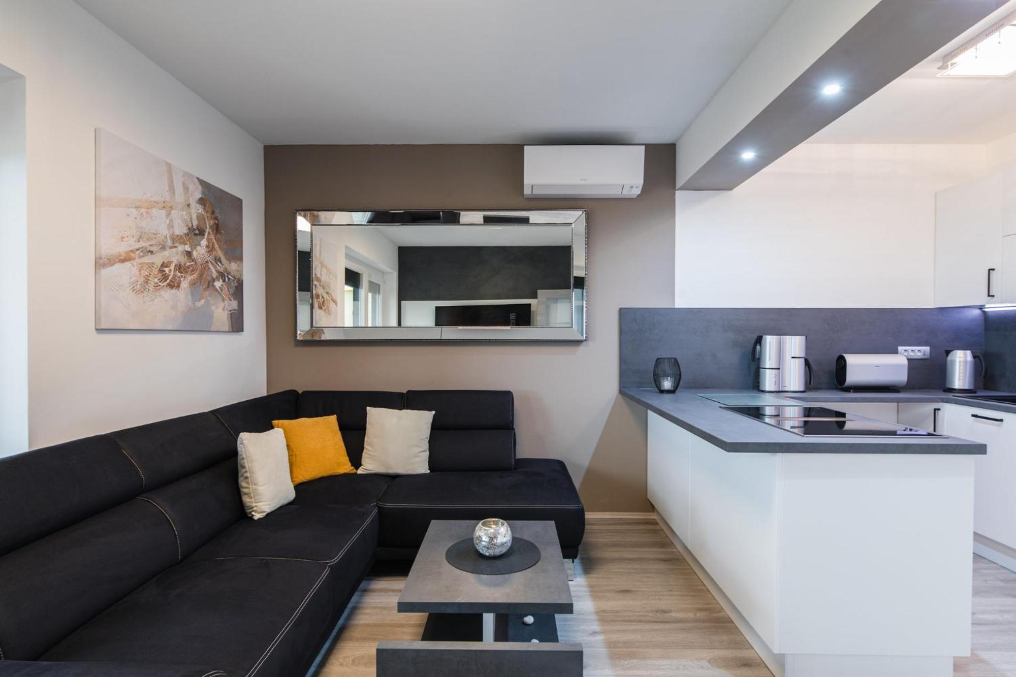 Villa Vivien Crikvenica Luaran gambar