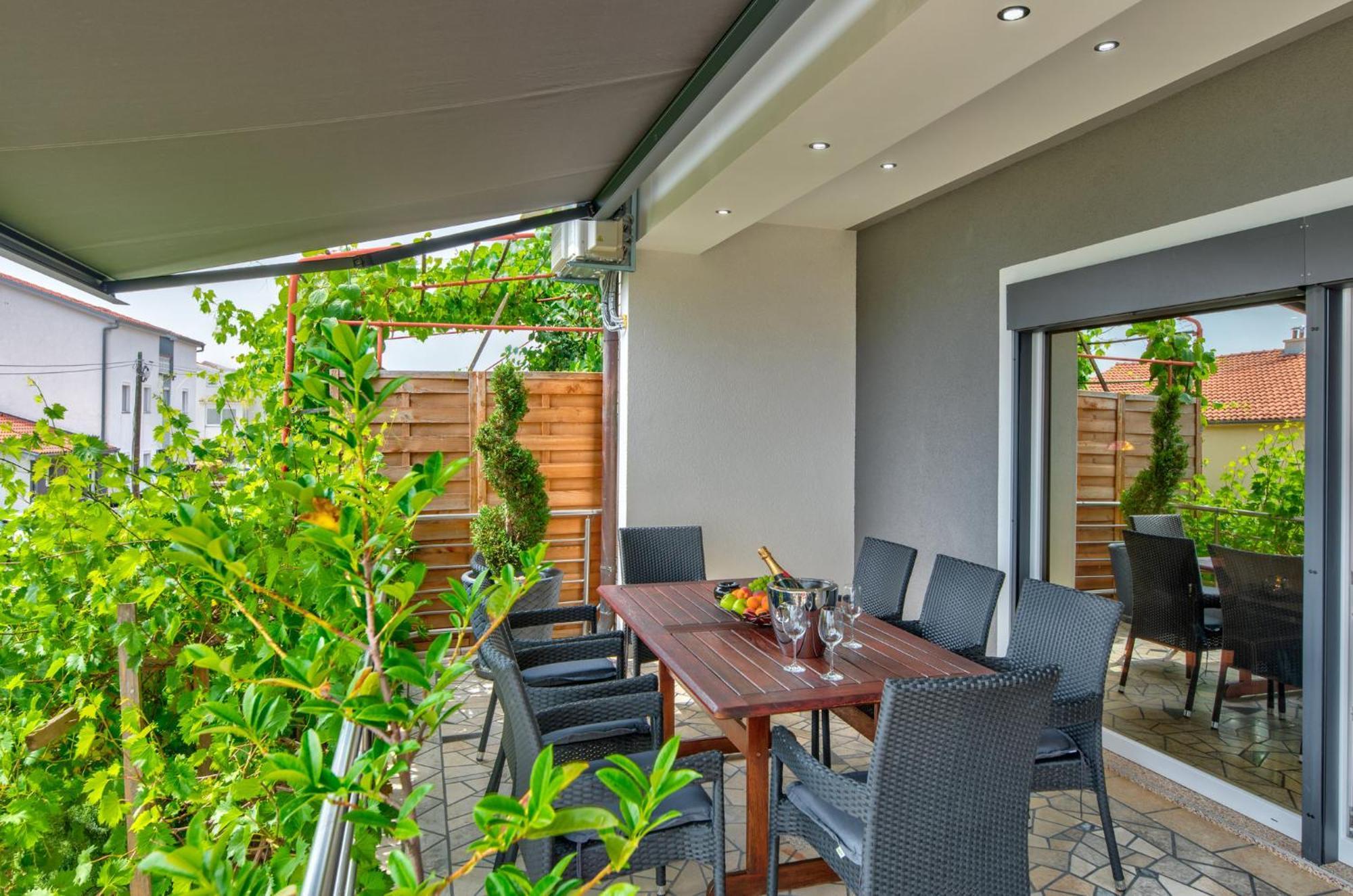 Villa Vivien Crikvenica Luaran gambar